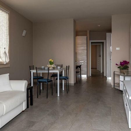 Casa Mari Fronte Lago Salò Kültér fotó